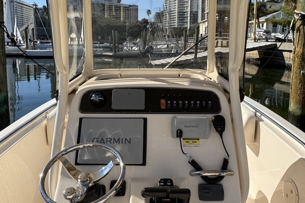 25ft Grady White Yacht For Sale