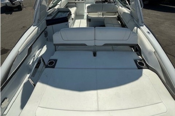 Photo of the 2015 Formula 310 Bowrider