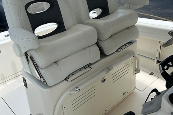 26ft Cobia Yacht For Sale
