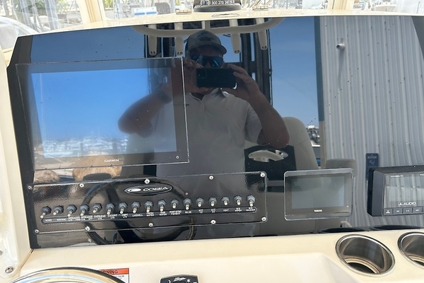 26ft Cobia Yacht For Sale