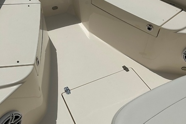 26ft Cobia Yacht For Sale