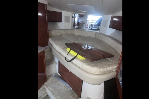 GAELIC STORM 31ft Sea Ray Yacht For Sale
