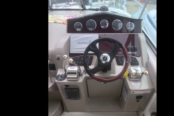 GAELIC STORM 31ft Sea Ray Yacht For Sale