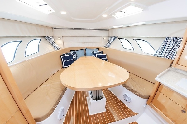 2010 Intrepid 47