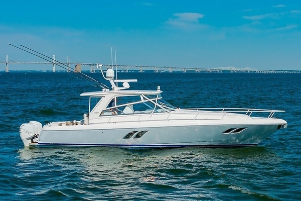 2010 Intrepid 47