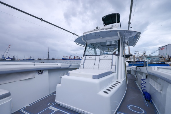 Recalculating 42ft Yellowfin Yacht For Sale