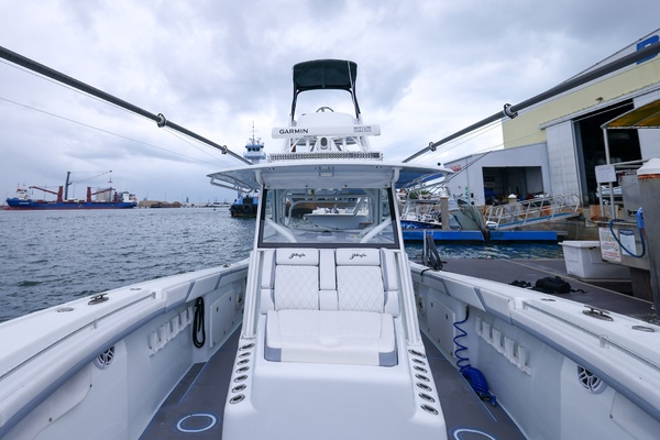 Recalculating 42ft Yellowfin Yacht For Sale
