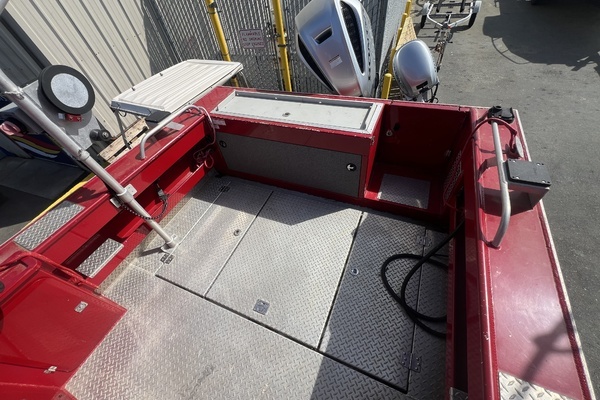 Hewescraft 240 Pacific Explorer Yacht For Sale