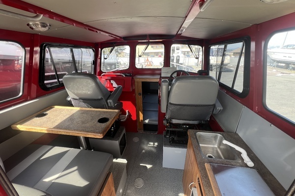 Hewescraft 240 Pacific Explorer Yacht For Sale