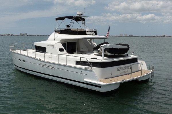 2005 Lagoon 43