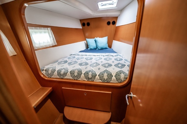 2005 Lagoon 43
