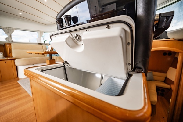 Lagoon Power 43 Yacht For Sale
