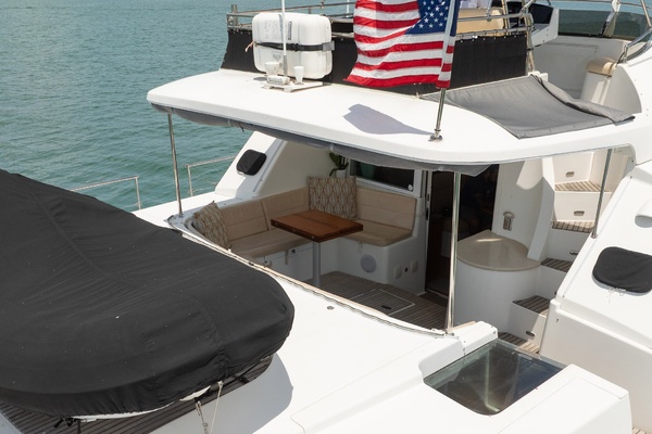 43ft Lagoon Yacht For Sale