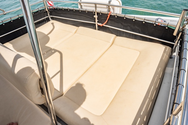 43ft Lagoon Yacht For Sale