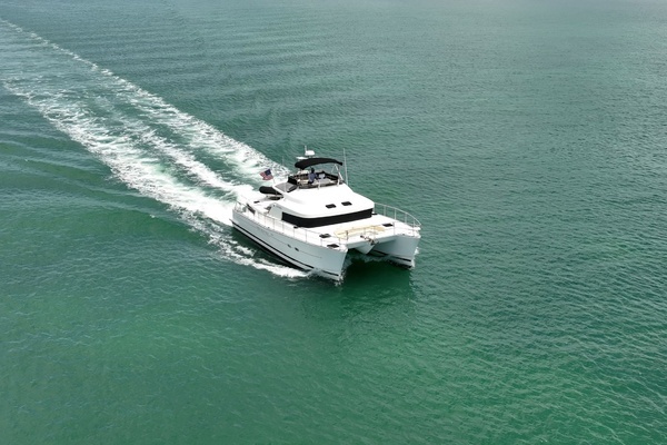 2005 Lagoon 43