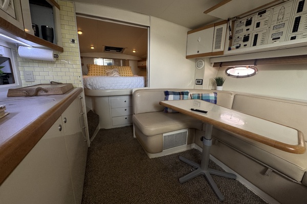 Itza Wrap 35ft Trojan Yacht For Sale