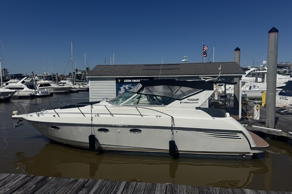 Photo of the 1995 Trojan 350 Express "Itza Wrap"
