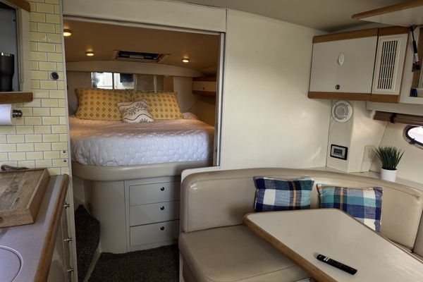 Itza Wrap 35ft Trojan Yacht For Sale