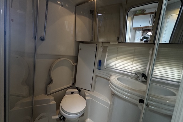 Itza Wrap 35ft Trojan Yacht For Sale