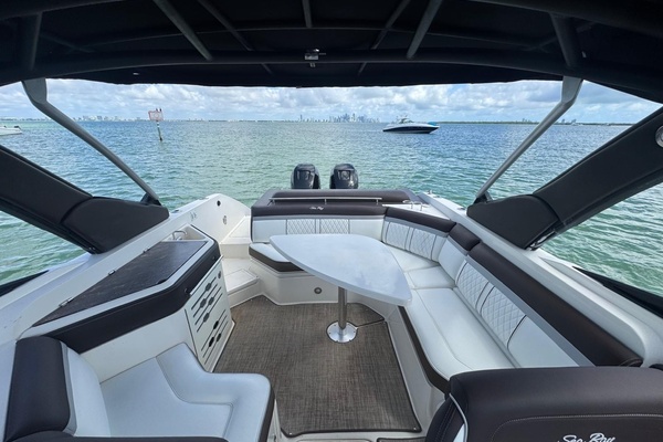 31ft Sea Ray Yacht For Sale