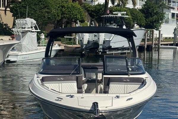 2017 Sea Ray 31