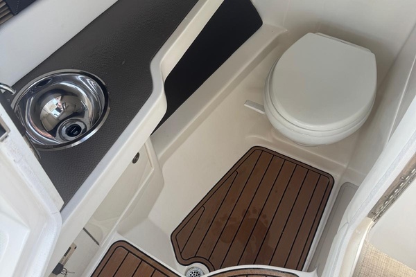 31ft Sea Ray Yacht For Sale