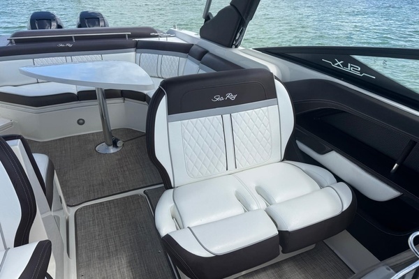 2017 Sea Ray 31