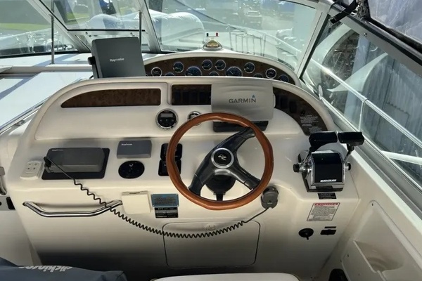 1999 Sea Ray SUNDANCER 310 31ft Sea Ray Yacht For Sale