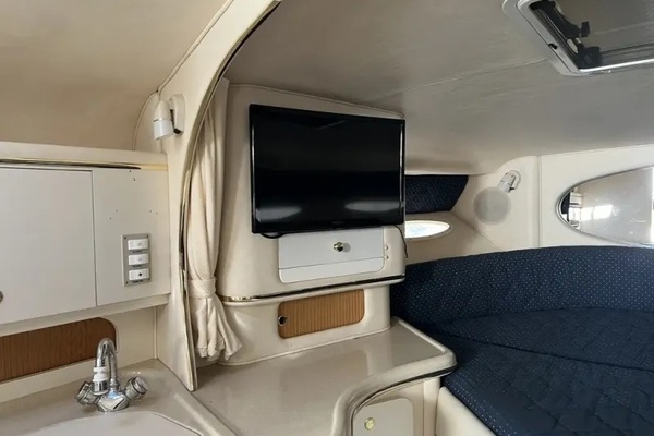 1999 Sea Ray SUNDANCER 310 31ft Sea Ray Yacht For Sale