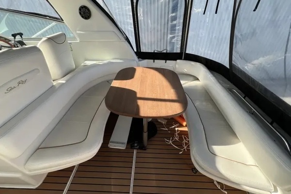 1999 Sea Ray SUNDANCER 310 31ft Sea Ray Yacht For Sale