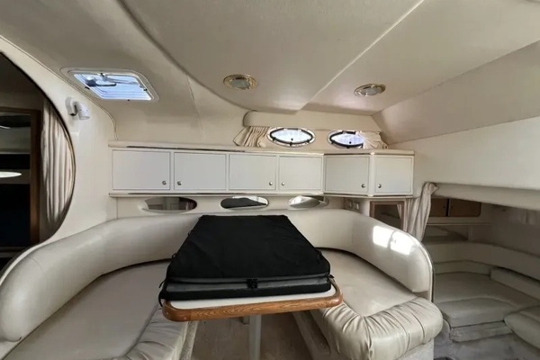 1999 Sea Ray SUNDANCER 310 31ft Sea Ray Yacht For Sale