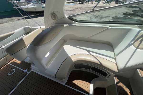 28ft Sea Ray Yacht For Sale