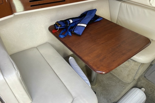 28ft Sea Ray Yacht For Sale