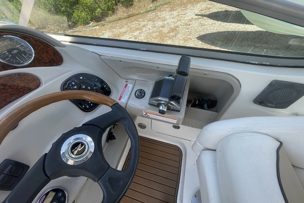 28ft Sea Ray Yacht For Sale
