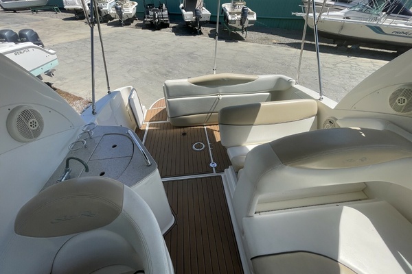 28ft Sea Ray Yacht For Sale