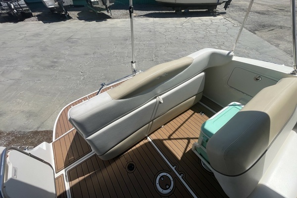 28ft Sea Ray Yacht For Sale
