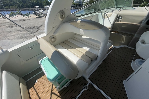 28ft Sea Ray Yacht For Sale