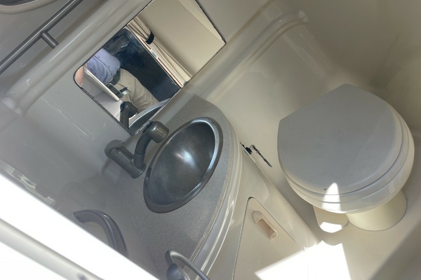 28ft Sea Ray Yacht For Sale