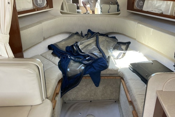 28ft Sea Ray Yacht For Sale