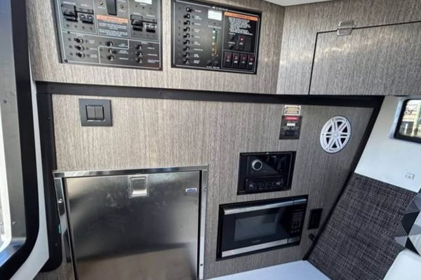 38ft Monterey Yacht For Sale
