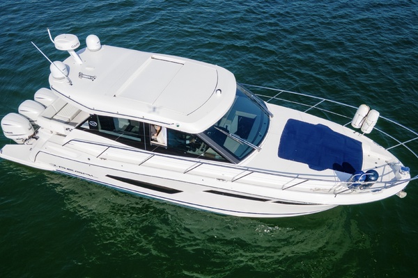 38ft Regal Yacht For Sale