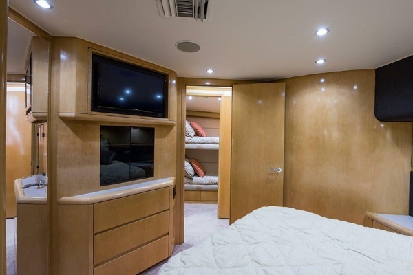 Hatteras 60 SALT RUSH - Master Stateroom
