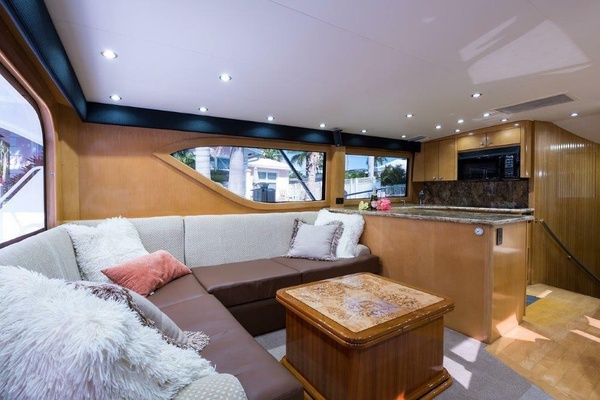 Hatteras 60 SALT RUSH - Salon