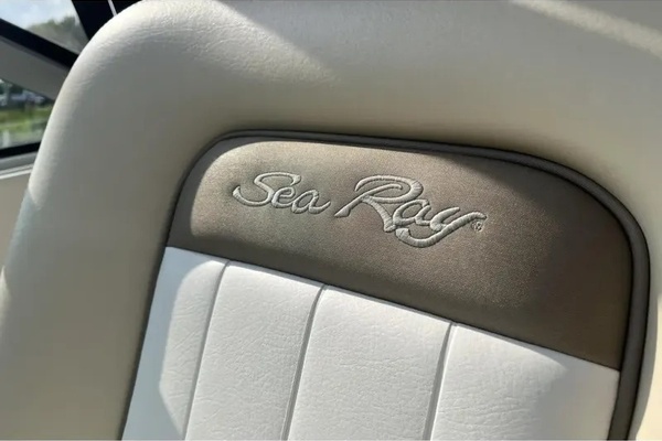 2012 Sea Ray 370 SUNDANCER 38ft Sea Ray Yacht For Sale