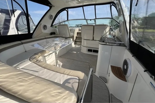 2012 Sea Ray 370 SUNDANCER 38ft Sea Ray Yacht For Sale