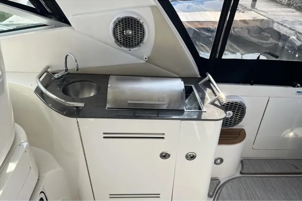 2012 Sea Ray 370 SUNDANCER 38ft Sea Ray Yacht For Sale
