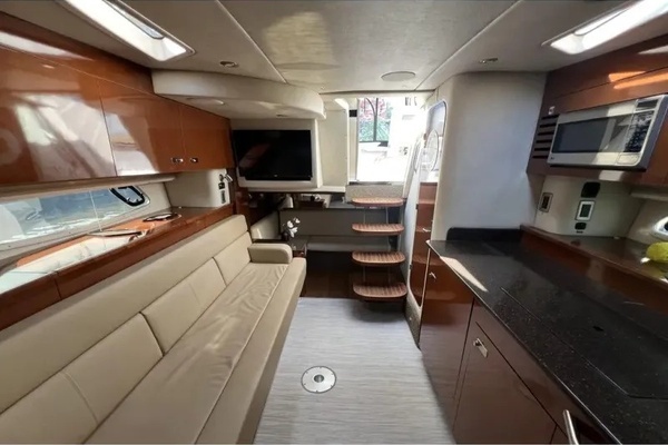 2012 Sea Ray 38