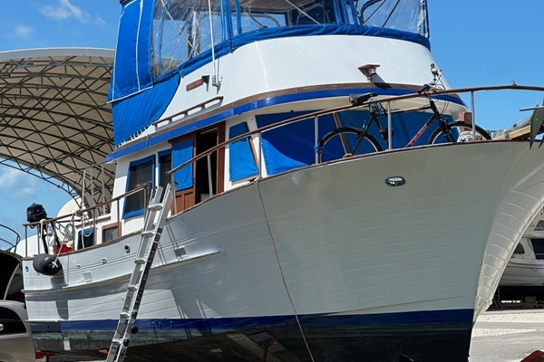 36ft Albin Yacht For Sale
