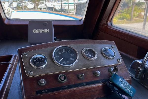 36ft Albin Yacht For Sale