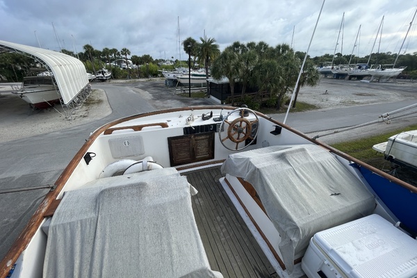 36ft Albin Yacht For Sale